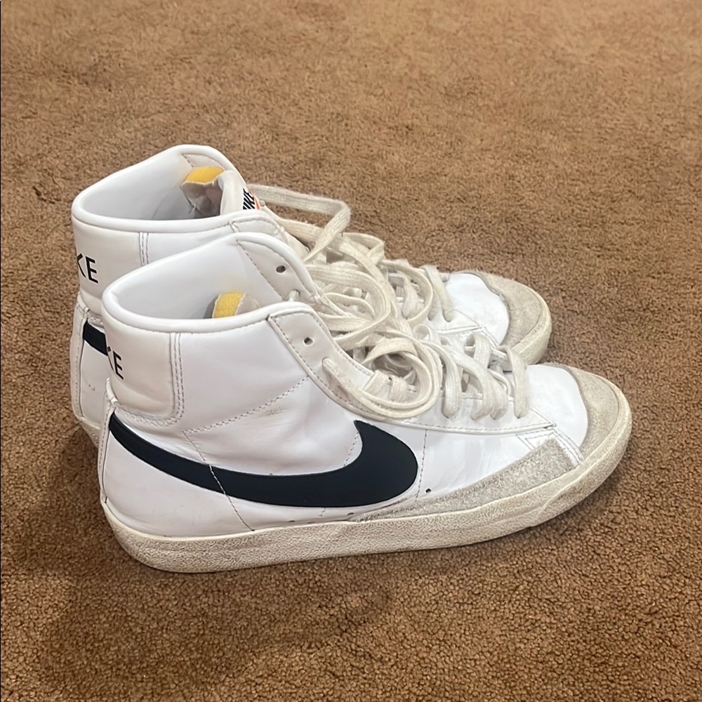 Women’s nike blazers